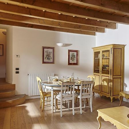 Joivy Charming Apartment Centre Of Como Luaran gambar