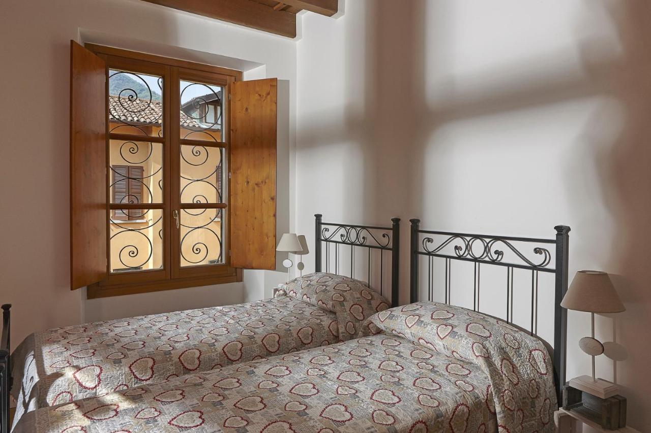 Joivy Charming Apartment Centre Of Como Luaran gambar