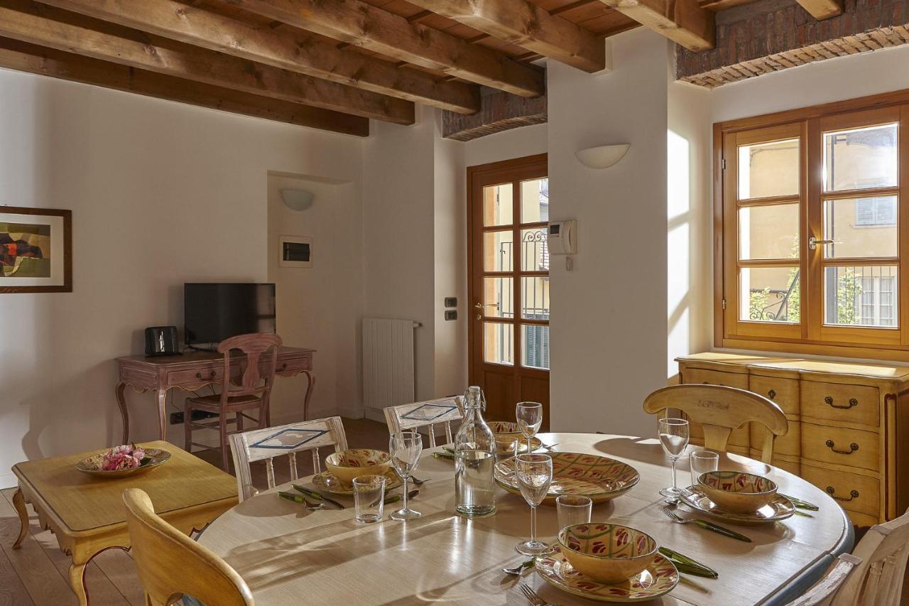 Joivy Charming Apartment Centre Of Como Luaran gambar