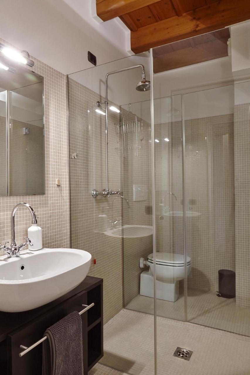 Joivy Charming Apartment Centre Of Como Luaran gambar